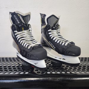 CCM Tacks AS-590 Senior Hockey Skates (New) - steel sold separately