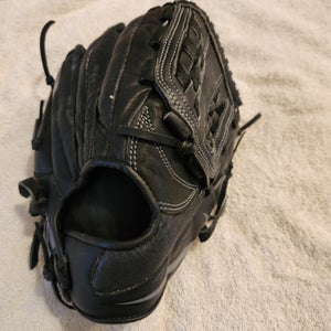 Nike Right Hand Throw MVP Edge Baseball Glove 11.5" Excellent Condition