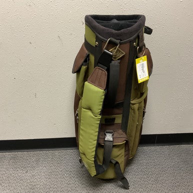 (Used) Men's Carry Bag