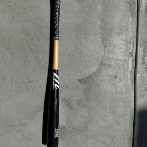 Marucci Bat  Wood 28 oz 29" (Used)