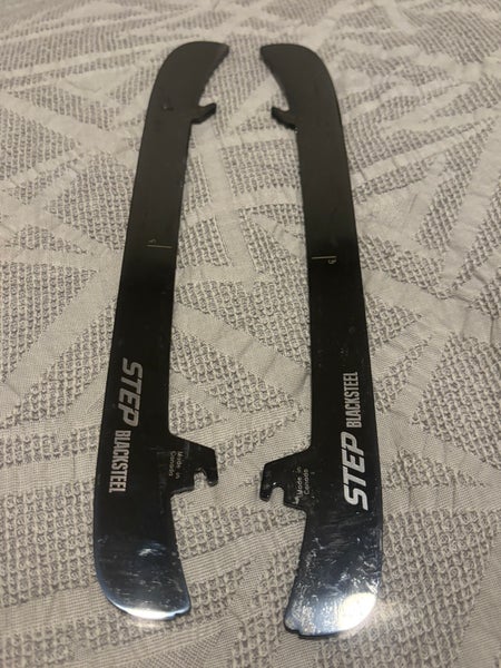 Step Steel Hockey ST Pro XS BlackSteel Steel Runners CCM Size 263 New