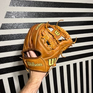 Wilson a2000 DP15 11.5 baseball glove
