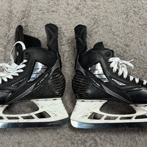 True Hzrdus Pro Hockey Skates  Pro Stock 9.5 (Used)