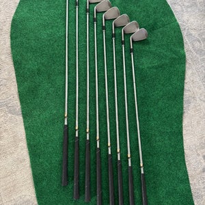 Cleveland CG7 Tour Golf Iron Set #3-#PW