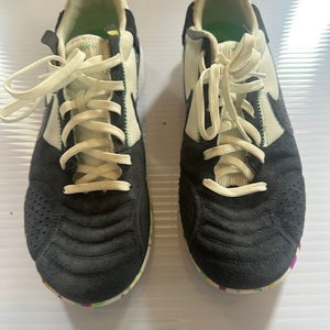 Black Unisex Size M 8.0 (W 9.0) Nike StreetGato Indoor Cleats (Used)