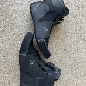 LIKE NEW Bauer Bauer Konekt Goalie Skate Liner Hockey Goalie Skates 9-9.5  (Used)