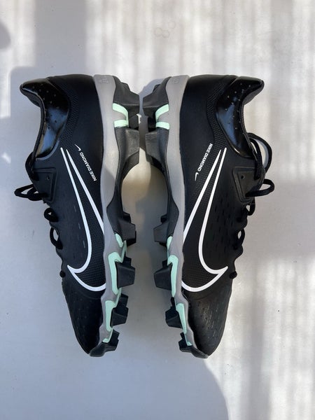 Nike Women Hyperdiamond 4 Keystone Black/White/Mint - Size 11 Women