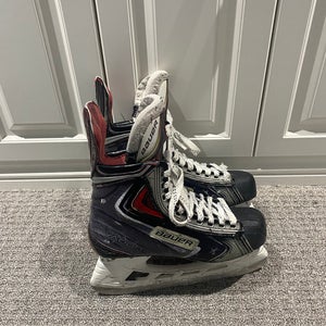 Bauer Vapor APX2 Hockey Skates Regular Width  7 (Used)