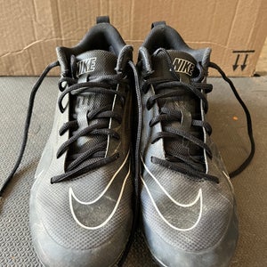 Nike Alpha Huarache 8 Varsity size 9.5