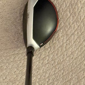 Men's TaylorMade M6 Right Handed Hybrid Stiff Flex 3H (Used)