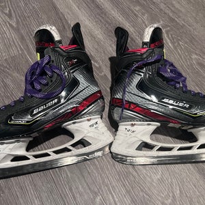Bauer Vapor 2X Hockey Skates Size 4 (Used)