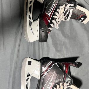 CCM JetSpeed XTra Pro Hockey Skates Regular Width   7.5 (New)