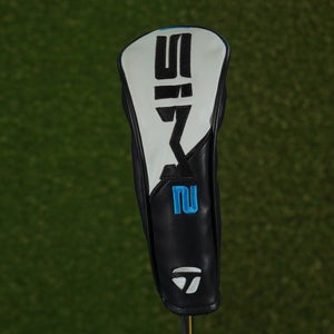 TAYLORMADE SIM2 HYBRID HEADCOVER CHANGEABLE NUMBERS X,2,3,4,5,6,7,9 WHITE BLACK