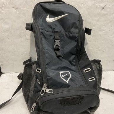 Nike (Used) Black