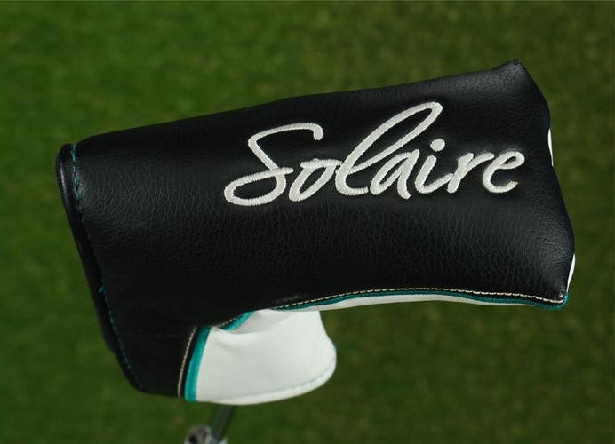 CALLAWAY GOLF SOLAIRE BLADE PUTTER HEADCOVER CLOSURE LADIES BLACK / WHITE