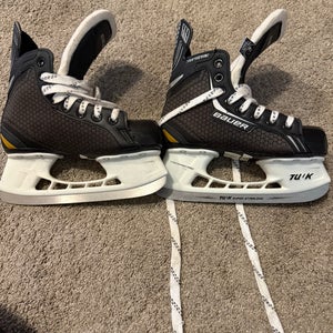 Bauer Supreme One.4 Hockey Skates Regular Width Size 2 (Used)