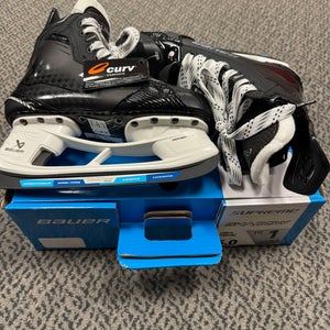 Bauer Supreme Shadow size 5 Fit 1 skates
