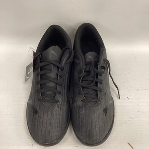 Puma (Used) Size M 7.0 (W 8.0) Black Indoor Cleats