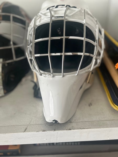 Senior 2024 CCM AXIS XF Goalie Mask  (Used)