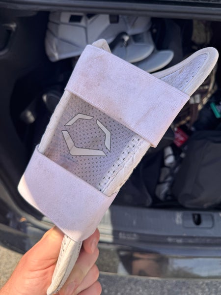 EvoShield And Bruce bolt Batters Protection  (Used)