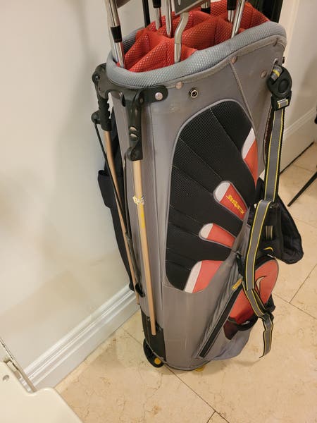 Nike Sasquatch Golf Bag | SidelineSwap | Buy and Sell on SidelineSwap