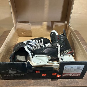 Easton Synergy EQ50 Hockey Skates Regular Width Size 4.5 (New)