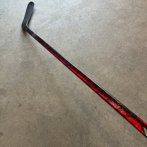 P90TM 100 Flex Senior CCM JetSpeed FT4 Pro Right Handed Hockey Stick Pro Stock NHL (New)