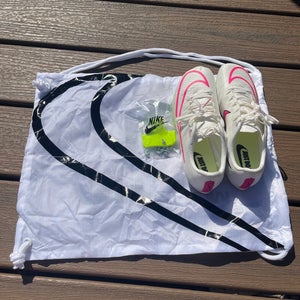 *NEW* White Women's Youth Size M 3.5 (W 4.5) Nike Air Zoom Maxfly Shoes
