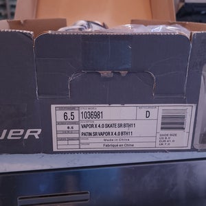 Bauer Vapor X4.0 Hockey Skates Regular Width Size 6.5 (New)