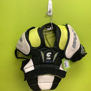 Graf (Used) Medium Intermediate Junior Shoulder Pads