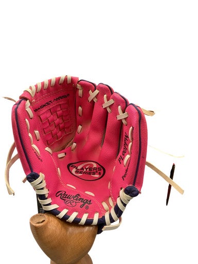 Rawlings (Used) Pink Right Hand Throw 9" Baseball Glove