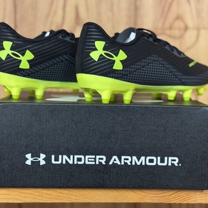 Black Kids Size 4Y Under Armour Molded Cleats Cleats (New)