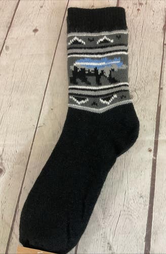 Northeast Outfitters Cozy Cabin Double-Layer Aloe Infused Socks Black Grey Large