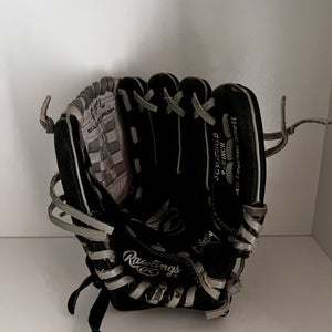 2022 Infield Right Hand Throw Rawlings Sure Catch Baseball Glove 9.5" (Used)