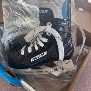 Bauer XLP Hockey Skates 9 (Used)