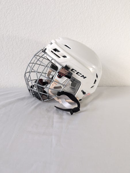 Small CCM Resistance 100 Helmet (Used)