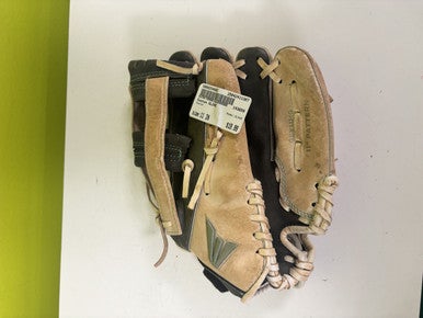 Easton (Used) Right Hand Throw 11" Baseball Glove