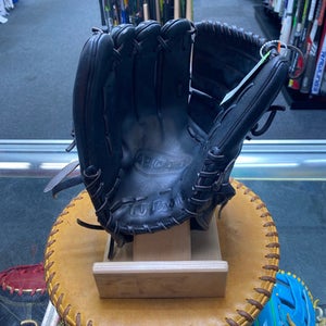 Used Wilson A2000 BB/SB Glove RH Throw Black 11 3/4" 11602-S000105688