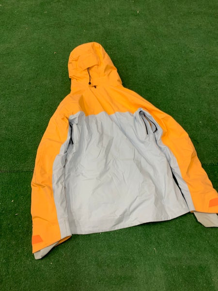 Burton AK Gore-Tex Embark Jacket- Women’s Medium