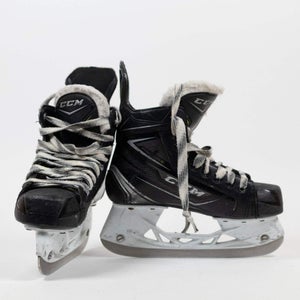CCM Ribcor 74K Size 3 Hockey Skates