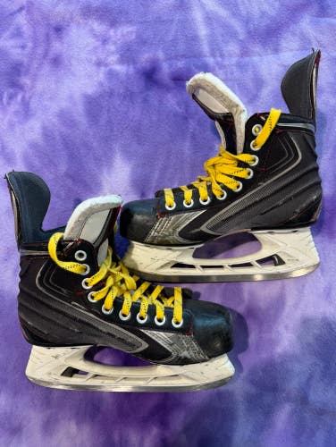Bauer Vapor X60 Hockey Skates Regular Width Size 4.5 (Used)