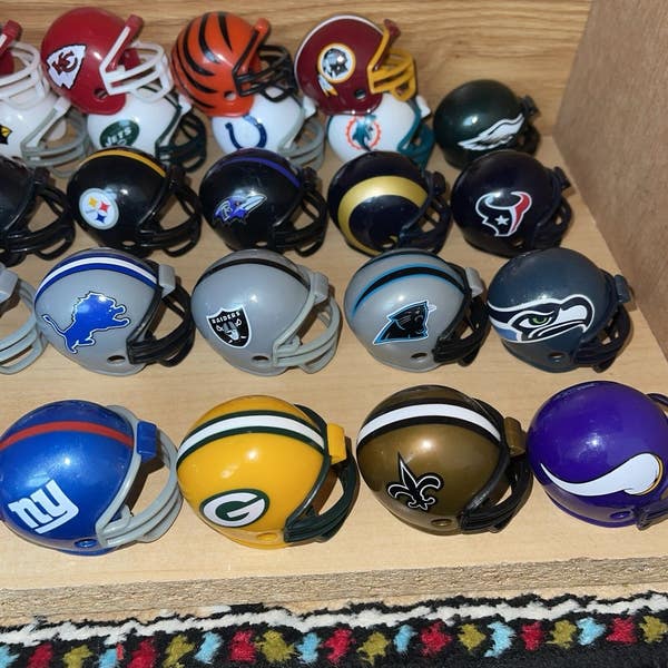 NFL Mini Pocket Size Football Helmet Teams 28 Of 32 (Missing 4) | SidelineSwap | Buy and Sell on SidelineSwap NFL Mini Pocket Size Football Helmet Teams 28 Of 32 (Missing 4) | SidelineSwap | Buy and Sell on SidelineSwap