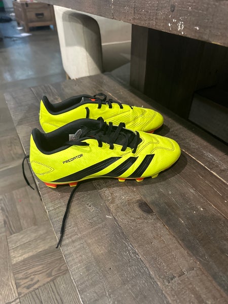 Yellow Kids Size M 7.5 (W 8.5) Adidas Predator edge.1 Cleats (Used)
