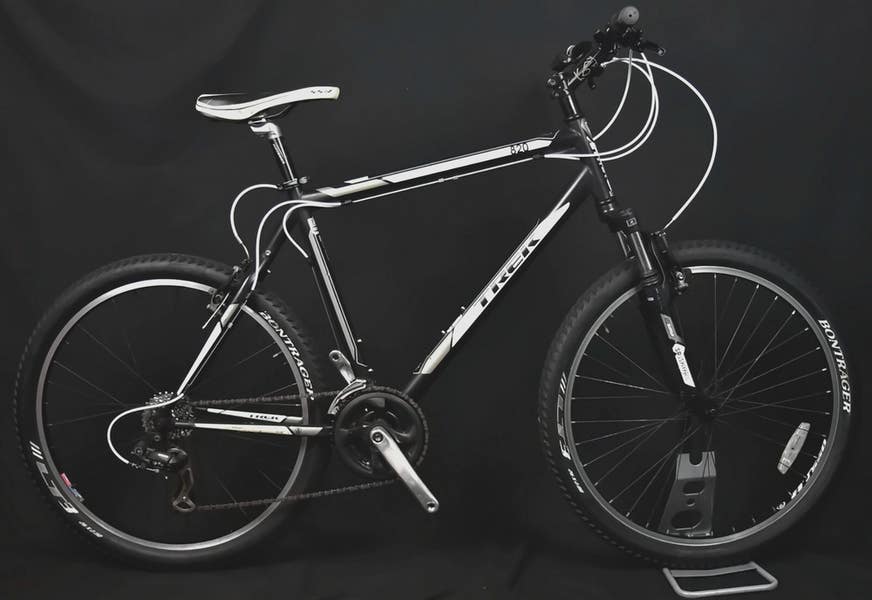 TREK 820 MOUNTAIN BIKE SIZE XL, 21", 21 SPEED, ALUMINUM, FRONT SUSPENSION |  SidelineSwap | Buy and Sell on SidelineSwap