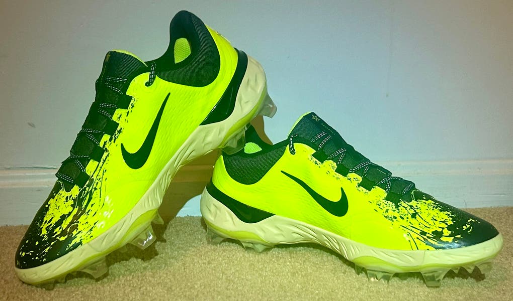 Nike Alpha Huarache Elite 4 Low MCS Baseball Cleats  display picture 3