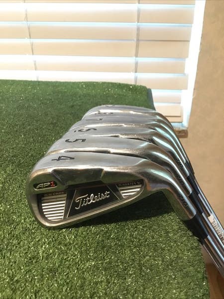 Titleist AP1 710 Irons Set (4-PW, No 8i) Regular NS PRO 105T Steel