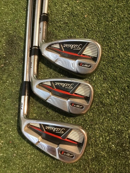 Titleist AP1 710 Irons Set (4-PW, No 8i) Regular NS PRO 105T Steel