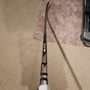 Senior Bauer Vapor Hyperlite 2 Left Hand Hockey Stick P88 87 flex