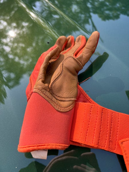 Bruce Bolts Orange Used Youth Small