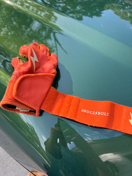 Bruce Bolts Orange Used Youth Small
